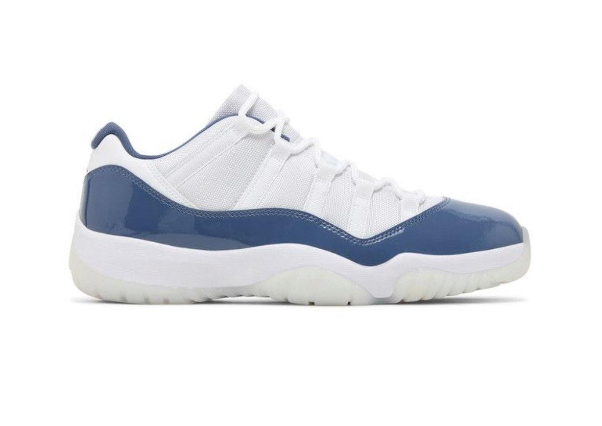 Retro 11 low diffuse blue