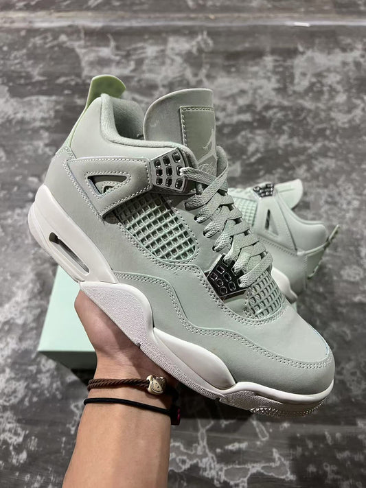 AJ4 seafoam